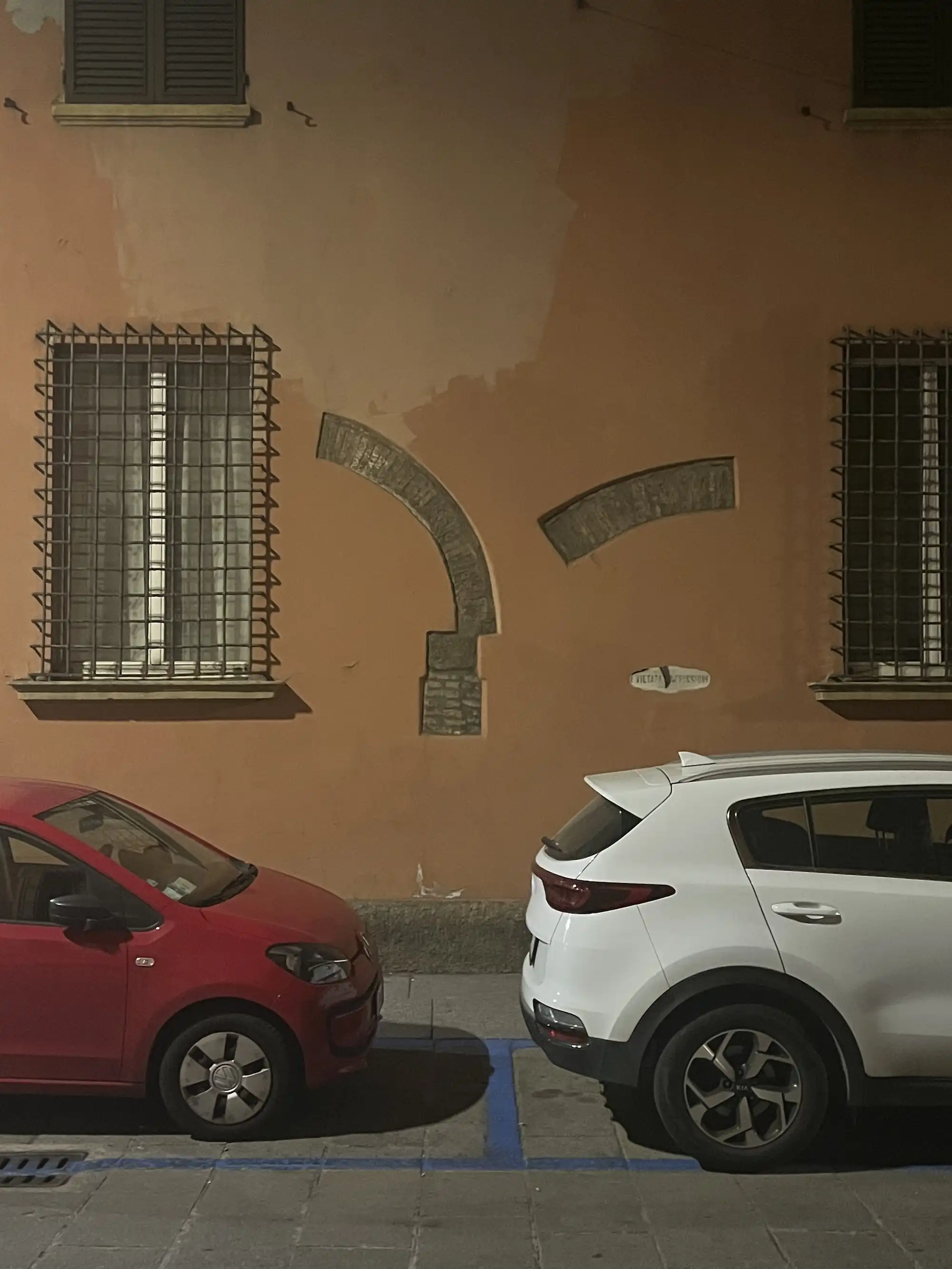 Historic bricks are intentionally unplastered to make it visible after restoration I guess.